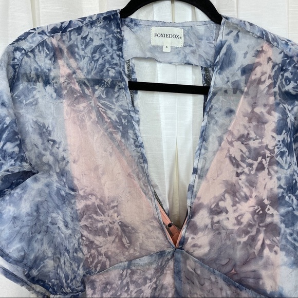 Foxiedox maxi dress with low neck - Picture 3 of 12